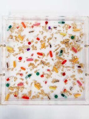 Pills Large Acrylic Tray with Gold